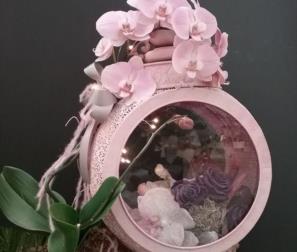 Lanterna Orientale con rose e Orchidee 